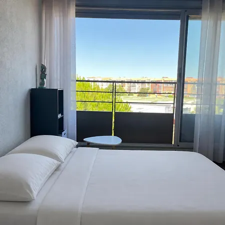 Le Soleil Terrasse, Wifi, Clim, Piscine *